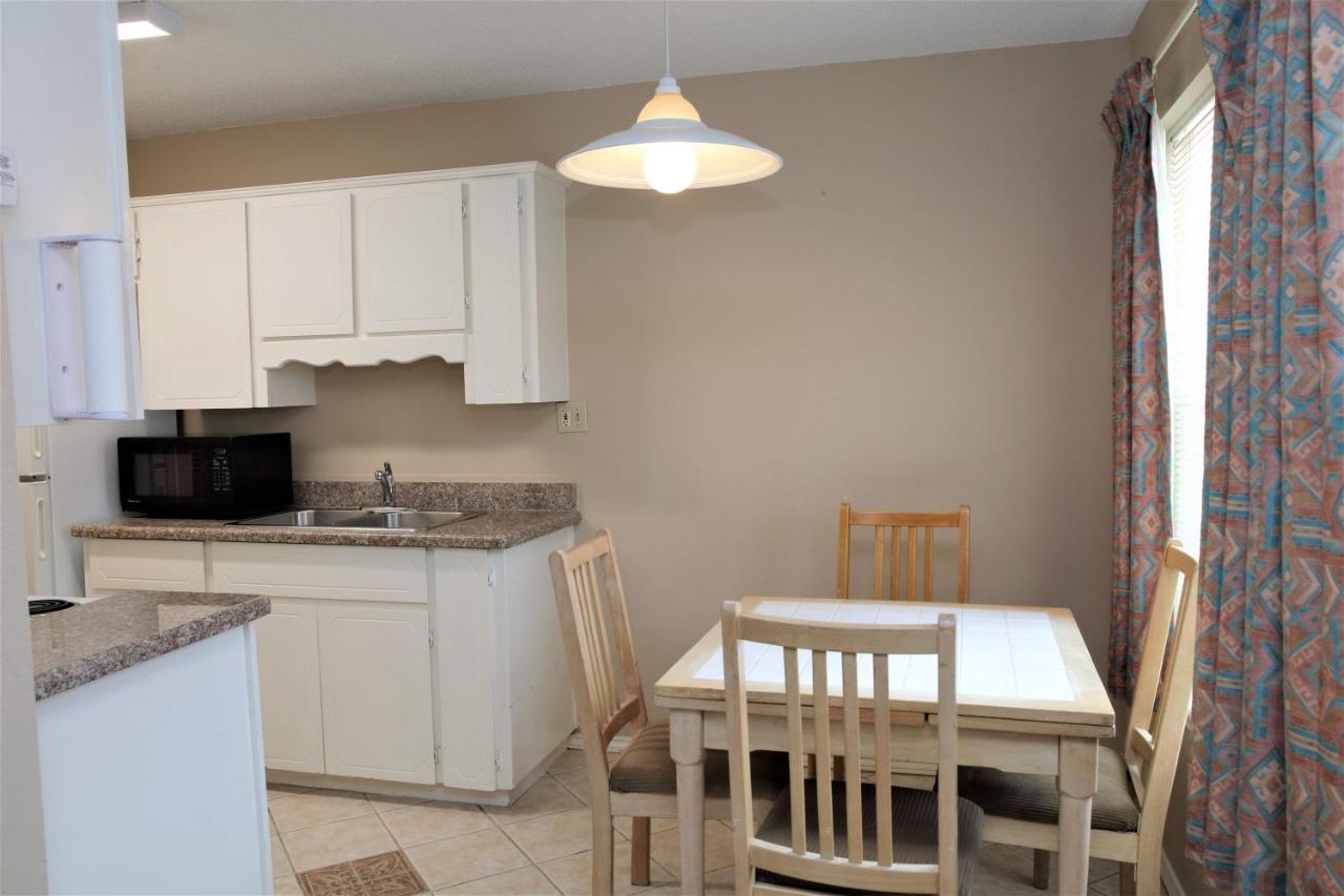 Victoria Palms Inn And Suites Donna ภายนอก รูปภาพ