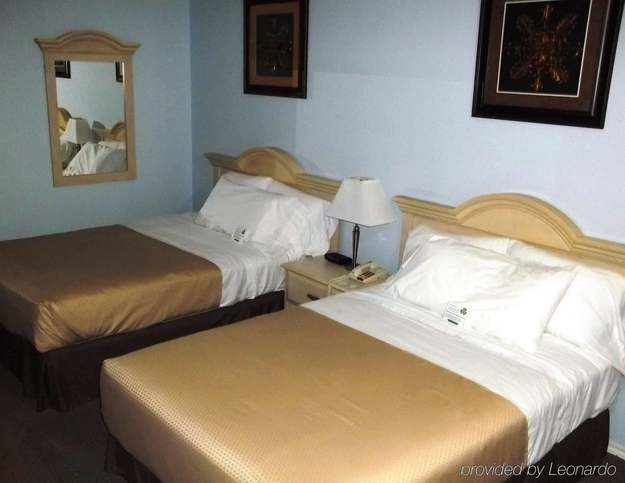 Victoria Palms Inn And Suites Donna ภายนอก รูปภาพ